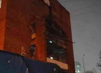 Балконы многоэтажного дома обрушились в Пензе: подробности и причины