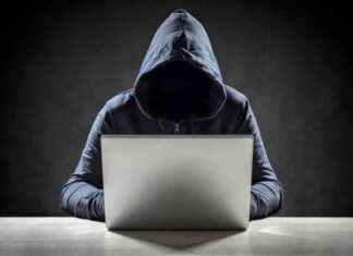 Мошенники обманули экс-генерала Генштаба на 19,5 млн рублей 195