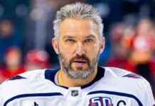 Как Александр Овечкин сократил отставание от Гретцки до 9 голов 9