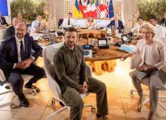 Страны G7 угрожают России ужесточить санкции из-за ситуации на Украине g7