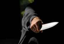 Конфликт поколений: Подростка пырнули ножом в Ленобласти